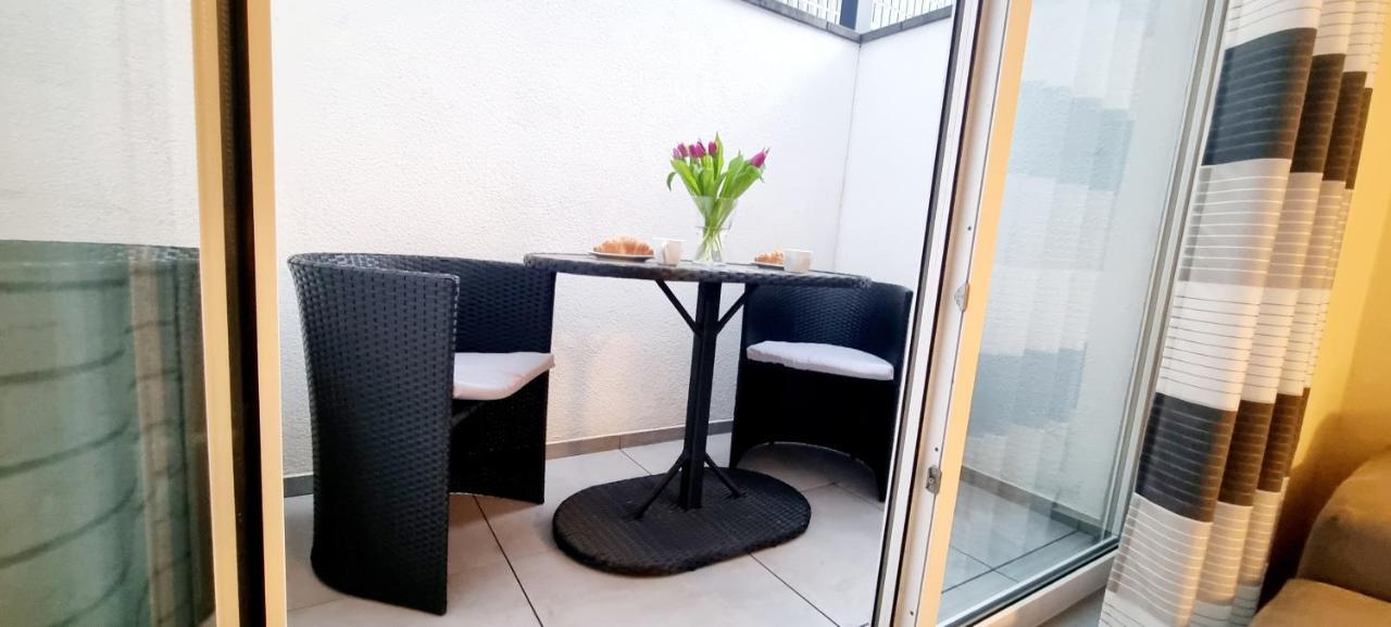 New Modern Selfcheckin Publicfreeparking Highspeed Wifi Kingsizebed Apartment Baden-Baden Exterior photo