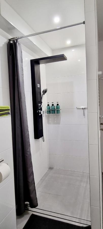 New Modern Selfcheckin Publicfreeparking Highspeed Wifi Kingsizebed Apartment Baden-Baden Exterior photo